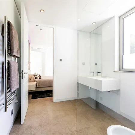 Luxury With Heated Pool, Cinema, And Sauna In Prime Location In Quinta Do Willa