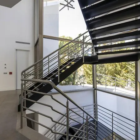 Luxury With Heated Pool, Cinema, And Sauna In Prime Location In Quinta Do *