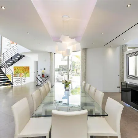Luxury With Heated Pool, Cinema, And Sauna In Prime Location In Quinta Do *