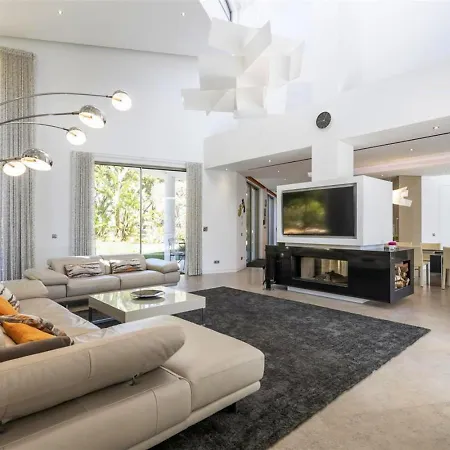 Luxury With Heated Pool, Cinema, And Sauna In Prime Location In Quinta Do *