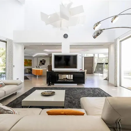 Luxury With Heated Pool, Cinema, And Sauna In Prime Location In Quinta Do * Almancil